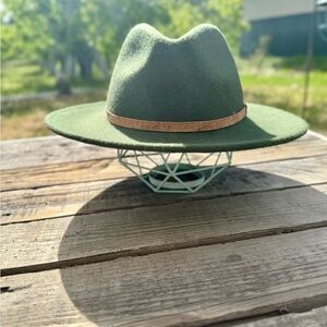 Ten tree festival hat